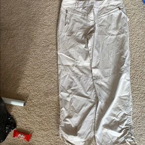 Cream colored Cropped Pants